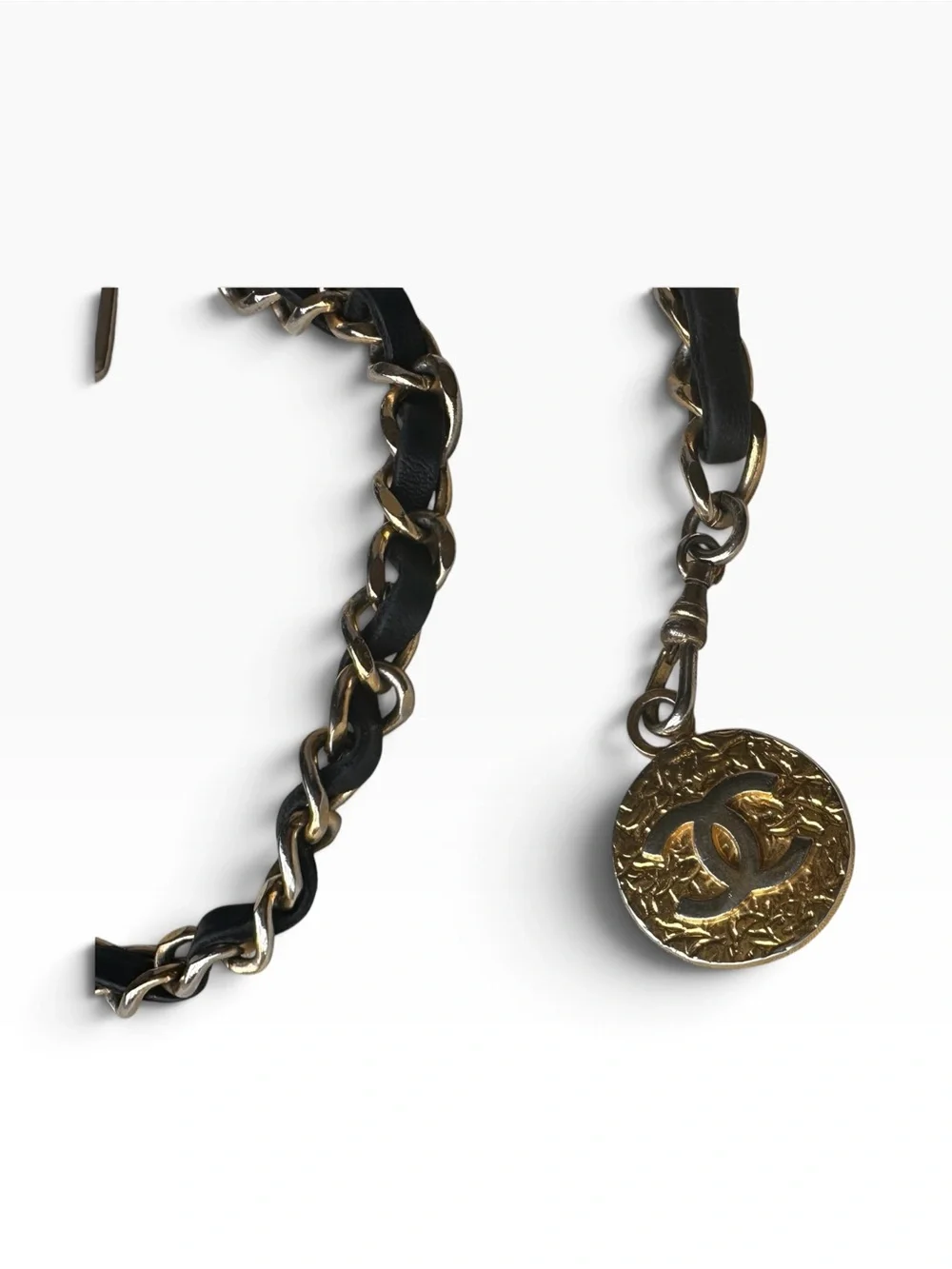 CHANEL Black and Gold Chain Necklace with CC Medallion Vintage 1982